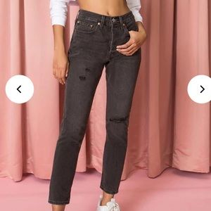 Levi’s 501 Skinny in black!